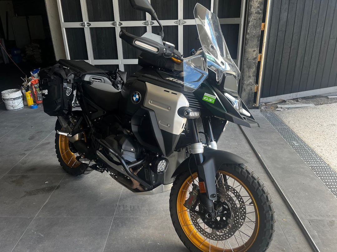 NOMAD MOTO