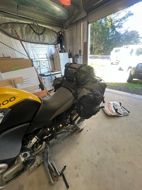 Strzelecki Adjustable Rackless System 80L - NOMAD MOTO