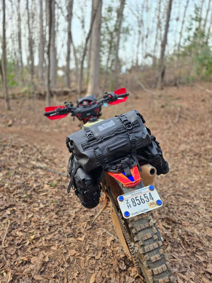 Stockman Rackless Base - NOMAD MOTO