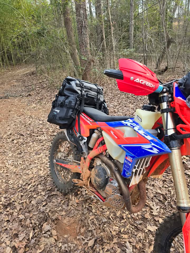 Stockman Rackless Base - NOMAD MOTO