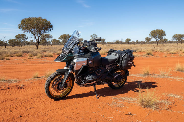 NOMAD MOTO BMW motorcycle parked inside a garage Rackless 90L Strzelecki