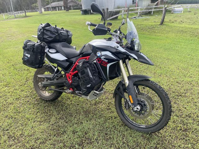 NOMAD MOTO